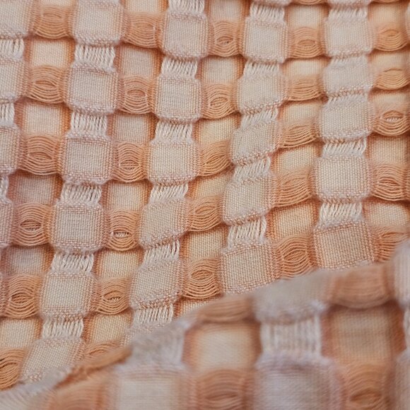 Bedsure Peach Waffle Knit Bamboo Cotton Cooling Queen Blanket Lightweight 90 In - Picture 3 of 6